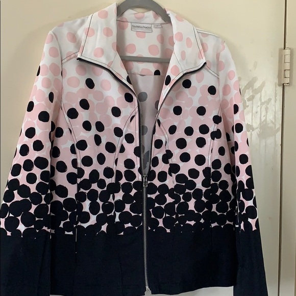 Jacket - Picture 1 of 4